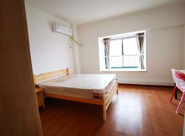 云亭公寓 3室2厅2卫