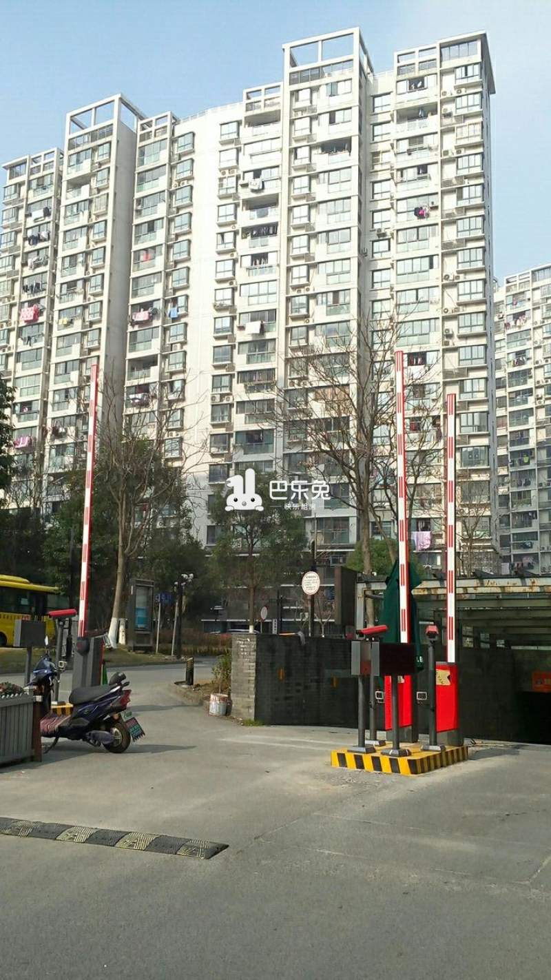 万源城1期莲花路75