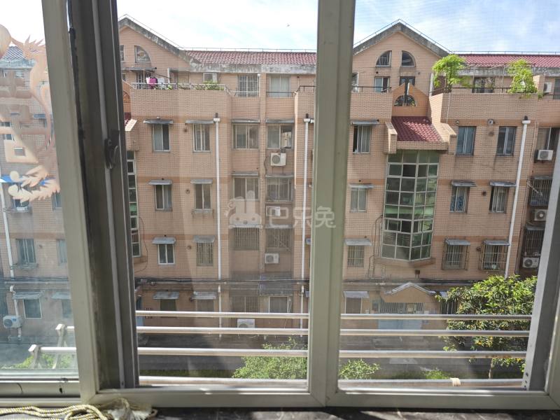 华银苑6584712卧室窗户图8