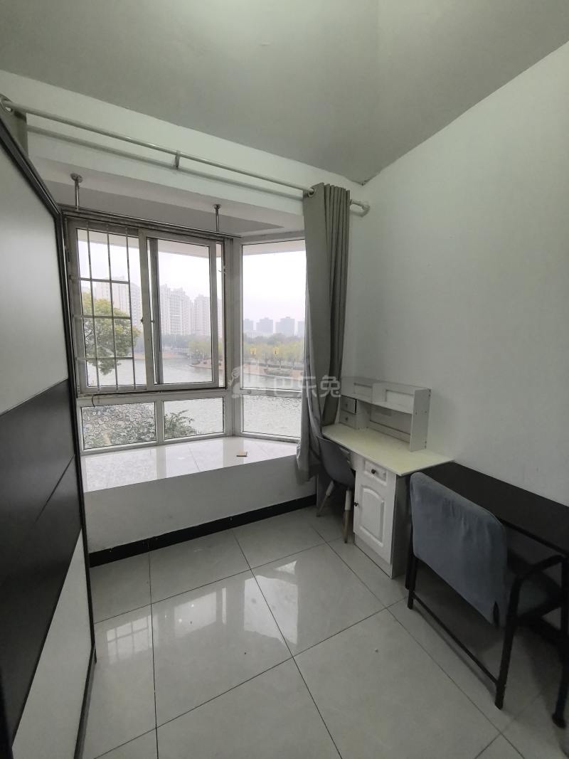 阳光苑一区6585086卧室图1