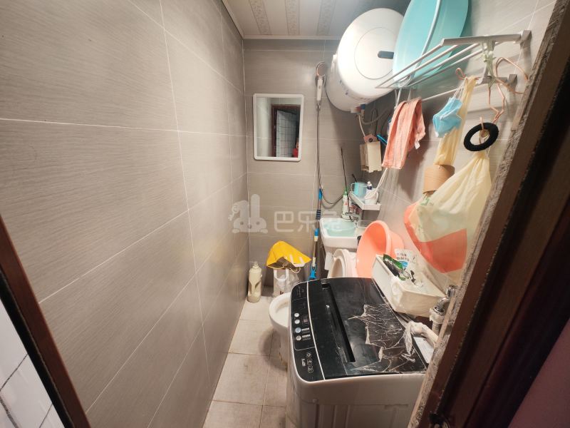 阳光苑一区6585075卫生间图6