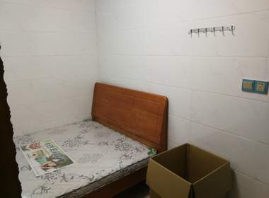 永泰官厅西街八巷5号 1室0厅1卫