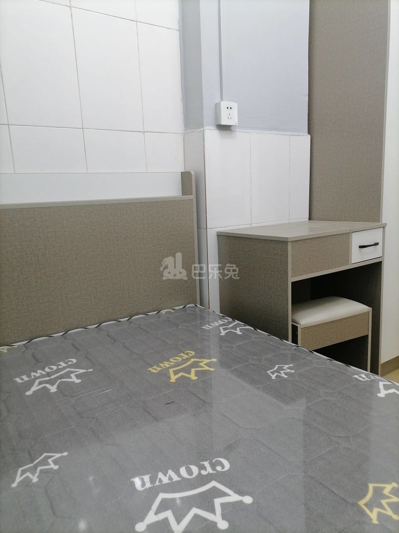 江夏大塘大街36号6588975卧室图2