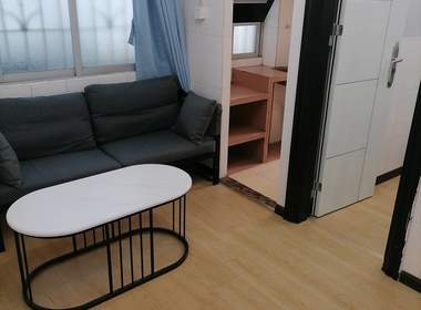 江夏大塘大街36号 1室1厅1卫