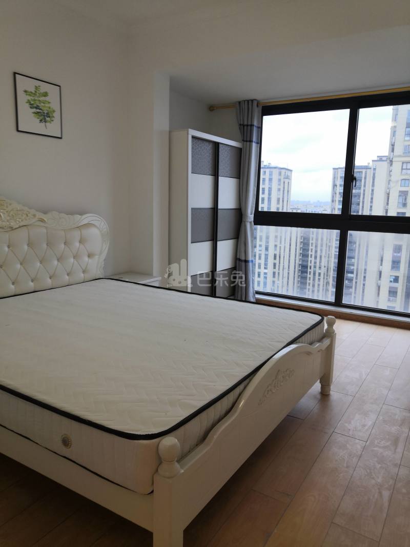 万泰城章（华章名苑）6592203卧室图1