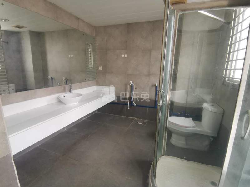 望岗大岭中街二巷18号6603597卫生间图13