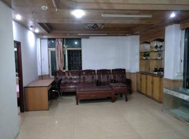 望岗果园街三巷4号 4室1厅1卫