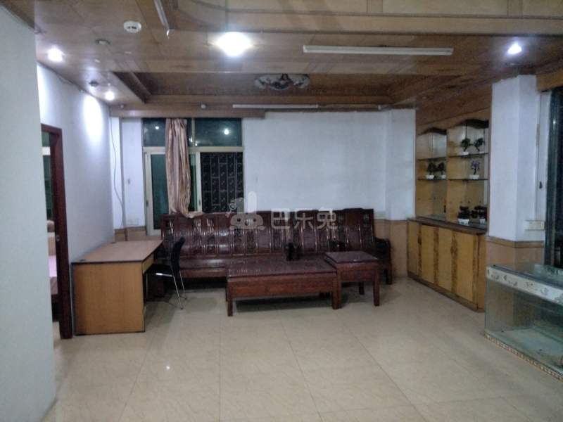 望岗果园街三巷4号6603598客厅图12