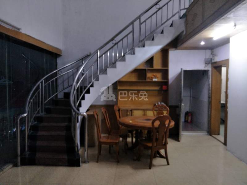 望岗果园街三巷4号6603598客厅图13