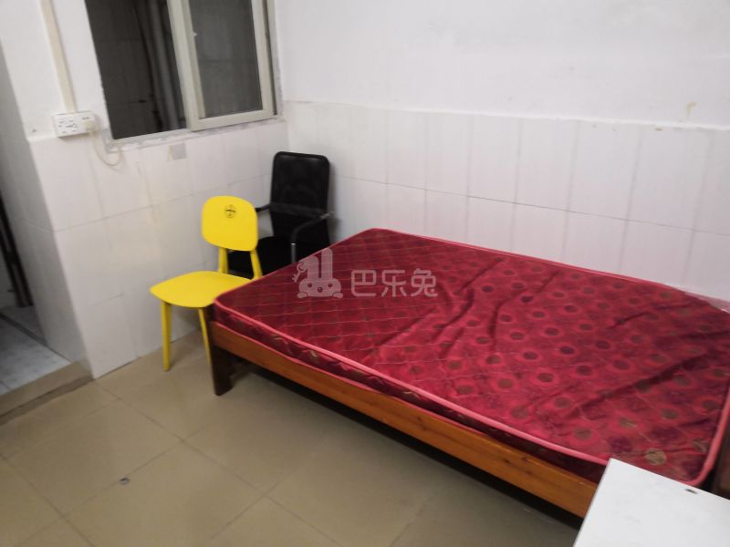 员村程介西成龙街68号B栋6613125卧室图1