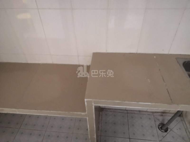 员村程介西成龙街68号B栋6613125厨房图4