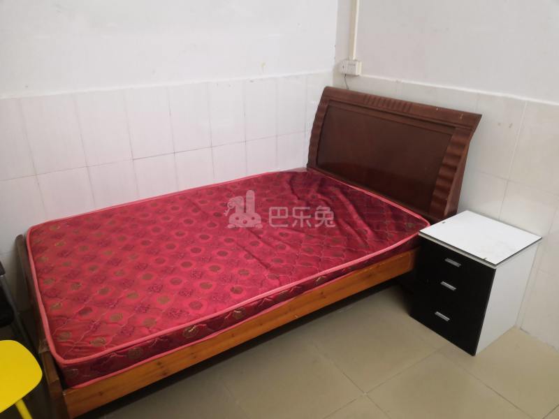 员村程介西成龙街68号B栋6613125卧室图0