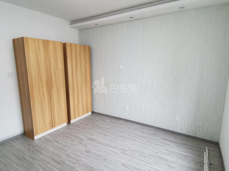 美罗家园保申苑6615064卧室图0