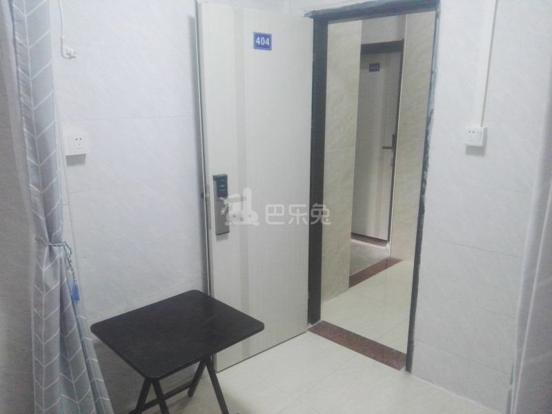 彭上新村西路20号6617630卧室图2