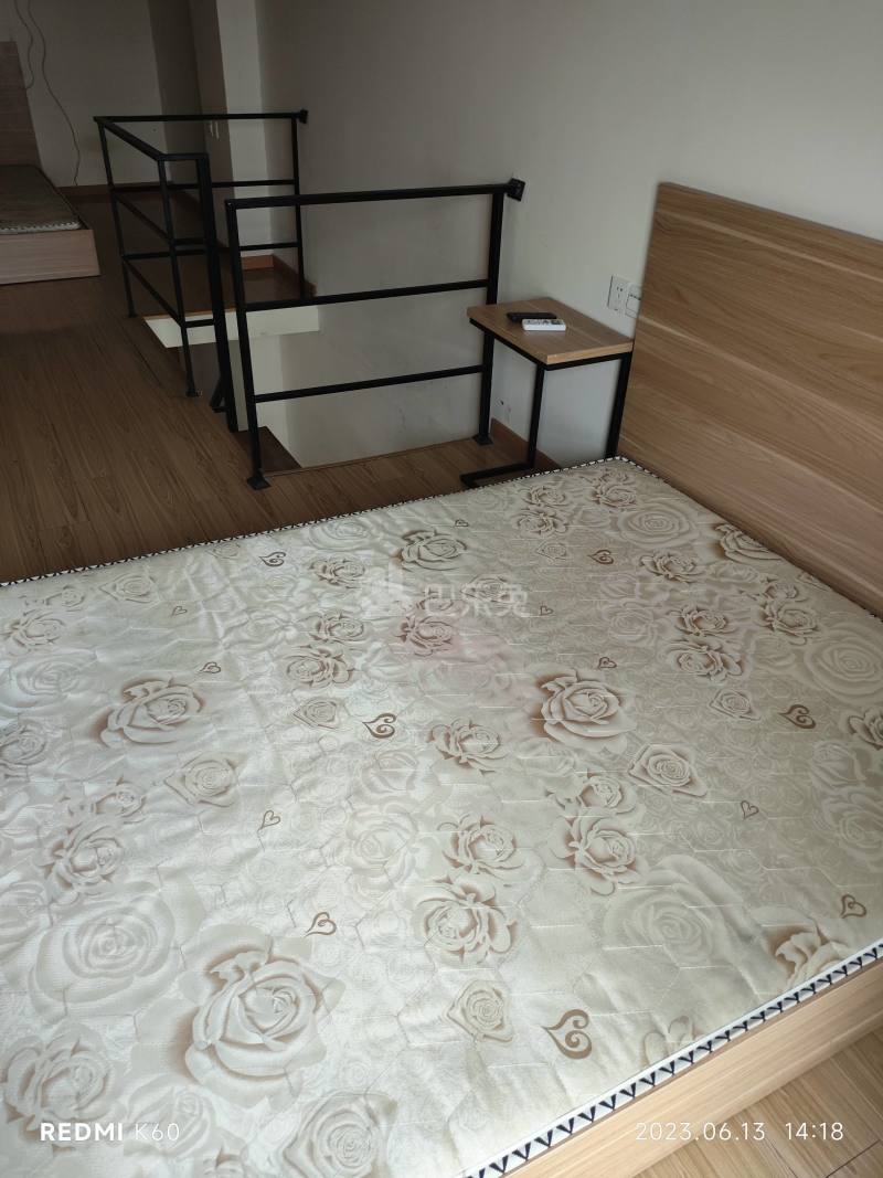 创伟科技园C座6625856卧室图1