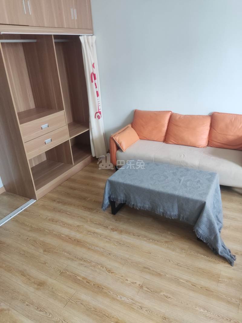 创伟科技园C座6626048客厅图4