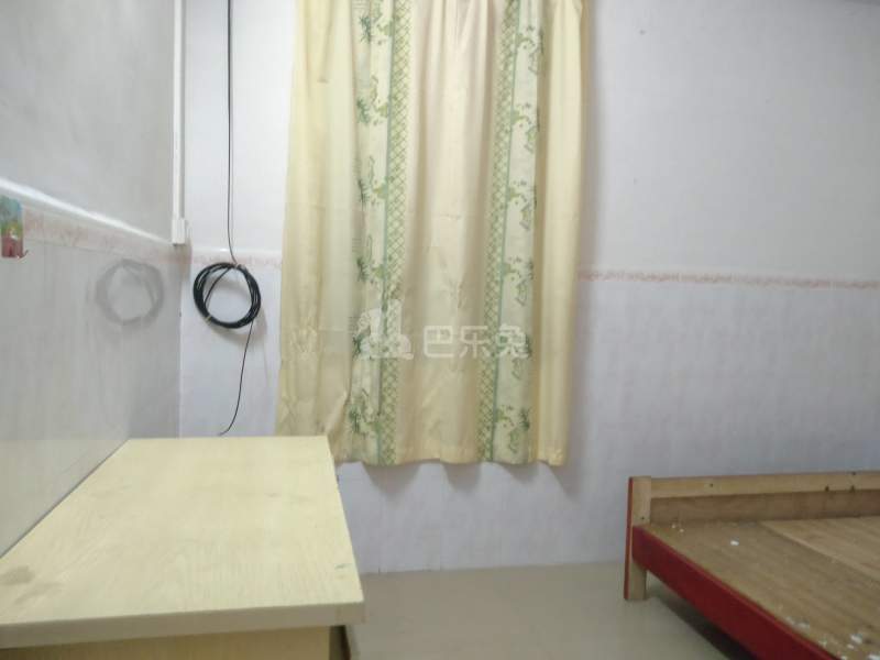 吉山下街21巷10号6627466卧室图0