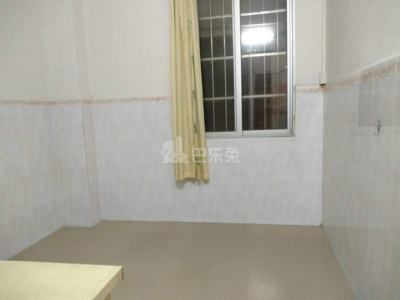 吉山下街21巷10号6627466卧室图2