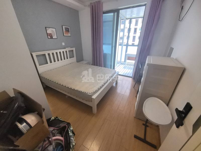 宝虹水岸景苑东区662870卧室图1