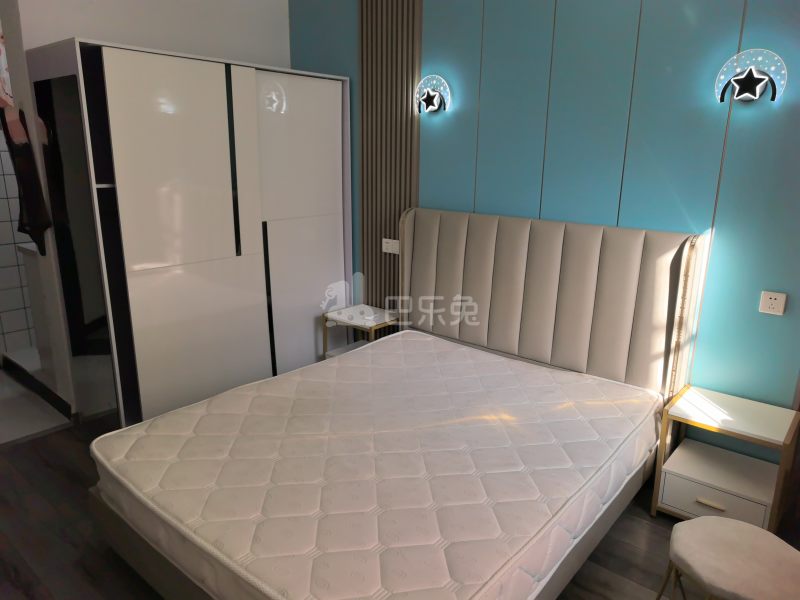 宝宸共和家园南区663427卧室图3