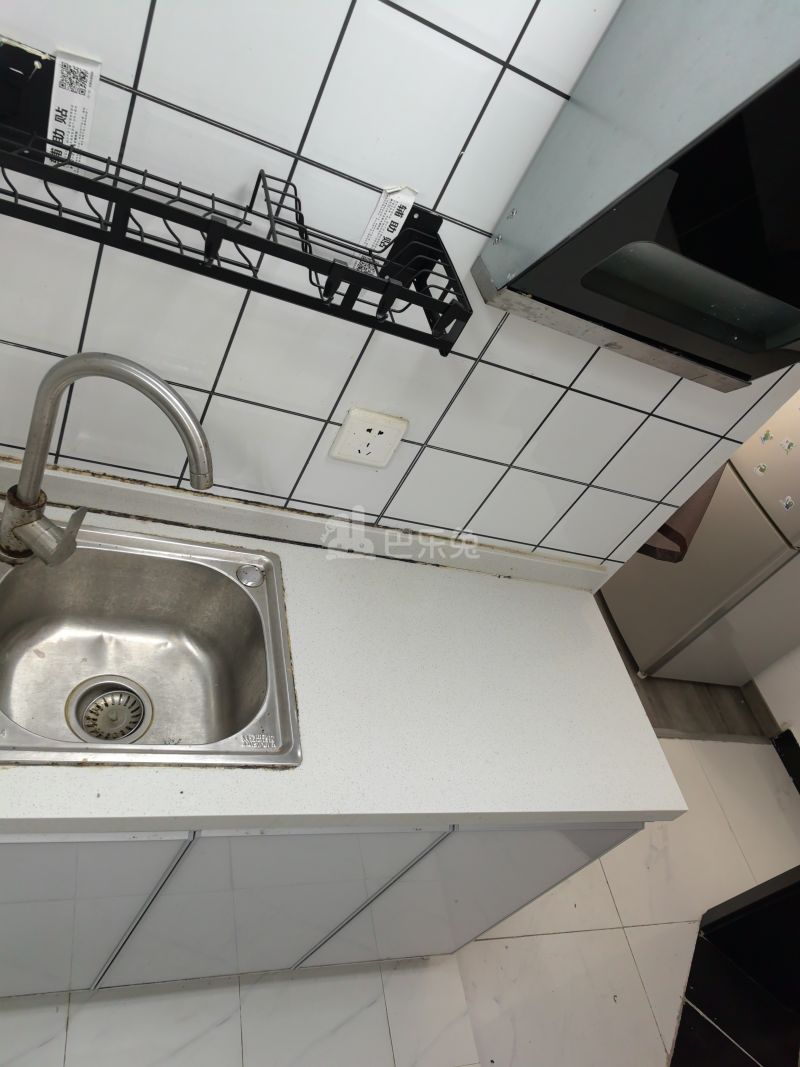 宝宸共和家园南区663427厨房图4
