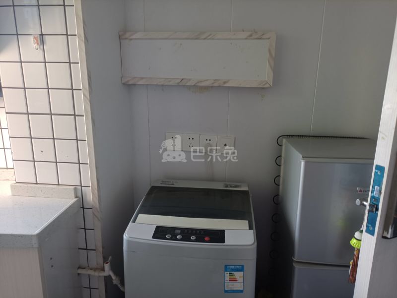 嘉禾望岗彭上新村北十一巷13号6639377卧室图3