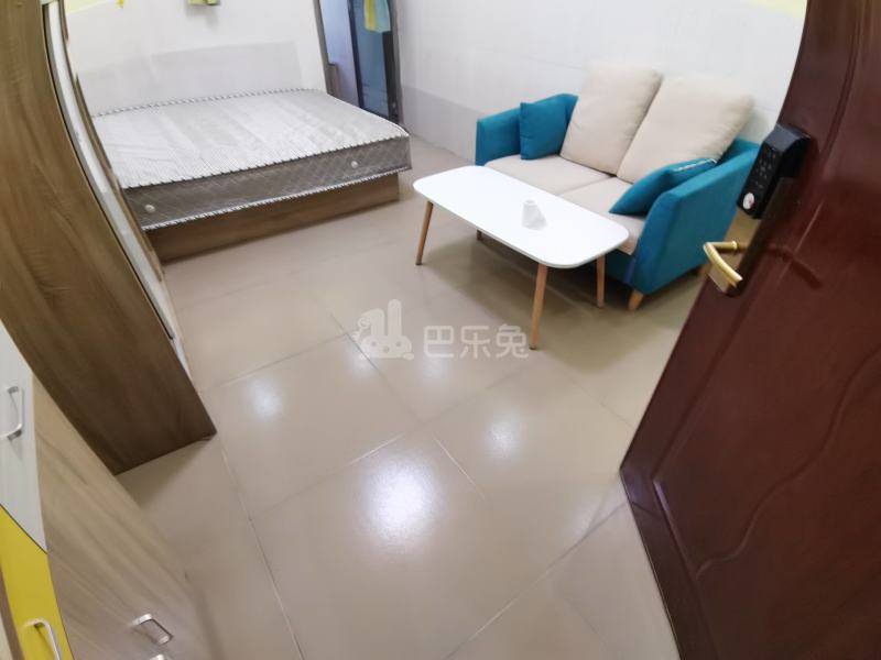 一站公寓（员村田心路25号7栋）6646872客厅图5