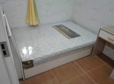 嘉禾望岗西岭街十一巷8号 1室1厅1卫