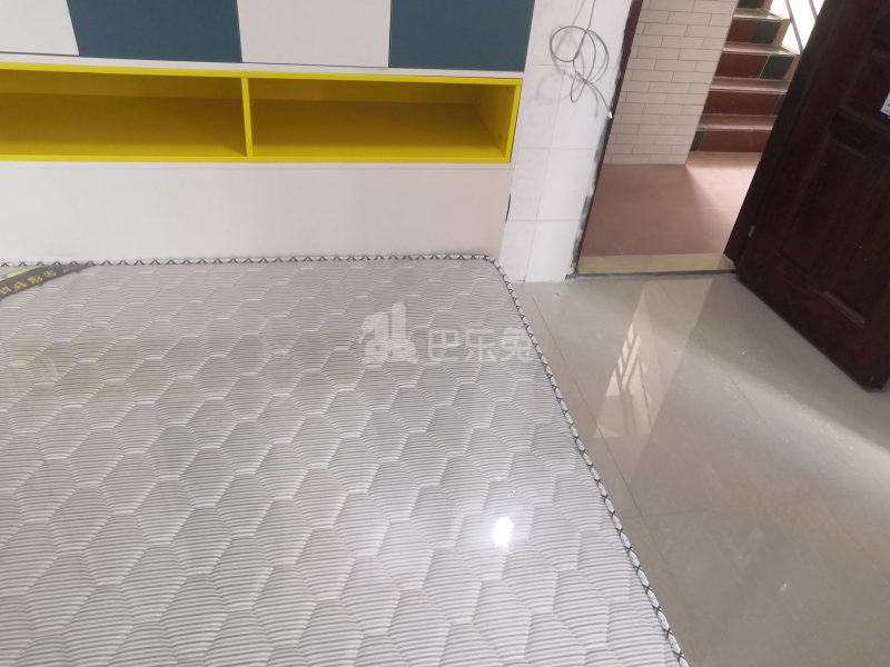 长湴西大街16号6657229卧室图2