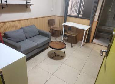 本地青蓝寓C栋（珠村店） 2室1厅1卫