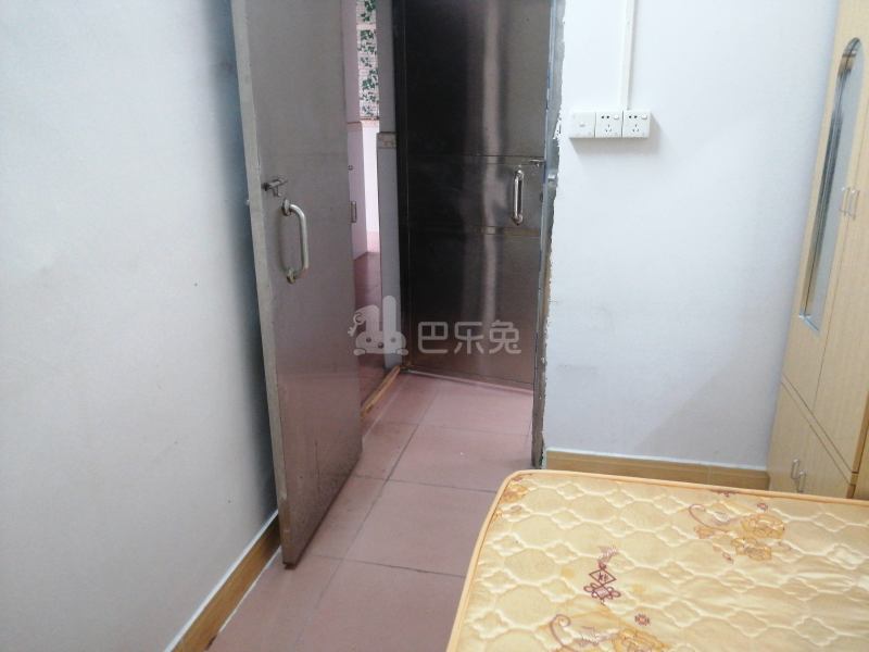 南华二街16号6663680卧室图3