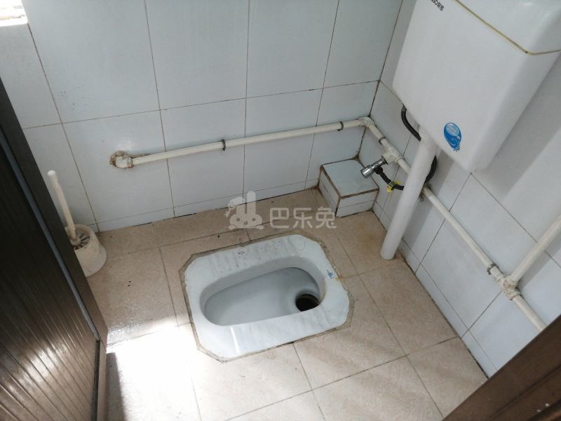 南华二街16号6663680卫生间图7