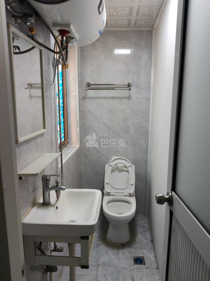 民区路265弄（极景易家）5031419卫生间图5