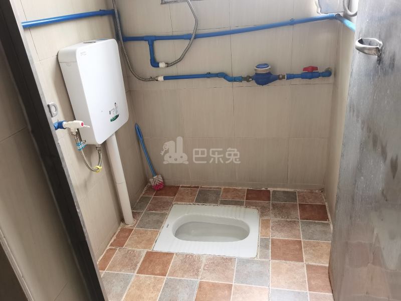 启明大街南边街25号6666690卫生间图9