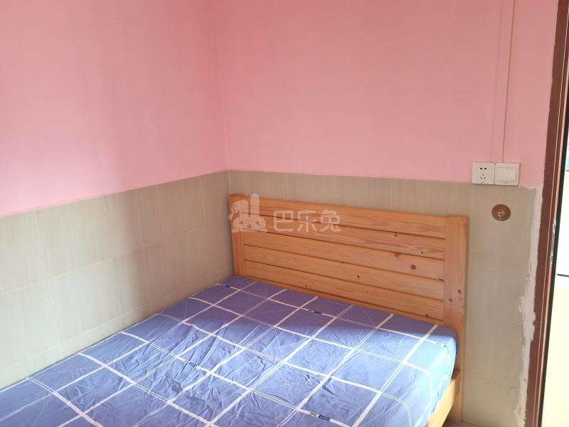 启明大街南边街25号6666690卧室图1