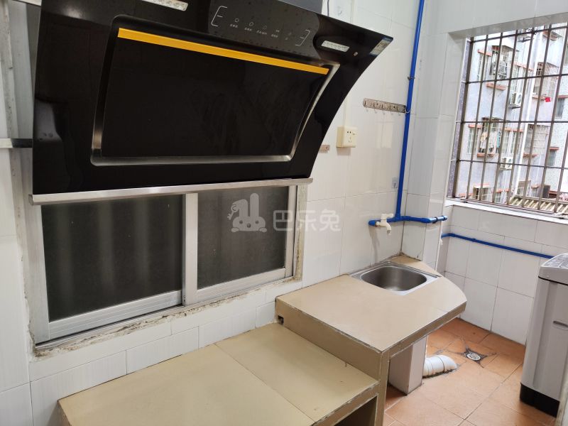 江夏西头塘北横二巷2号6674158厨房图6