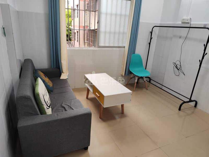 江夏西头塘北横二巷2号6674158客厅图4