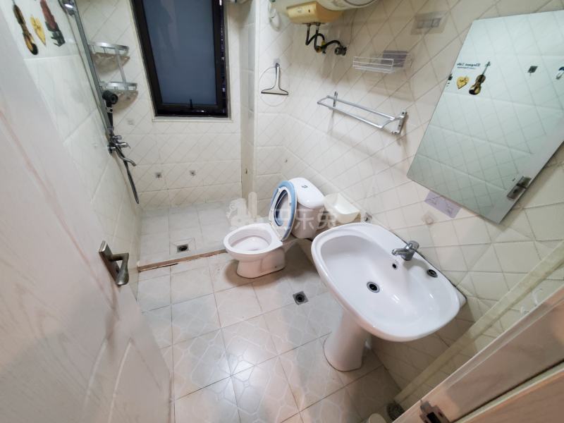 鑫苑世家6680446卫生间图8