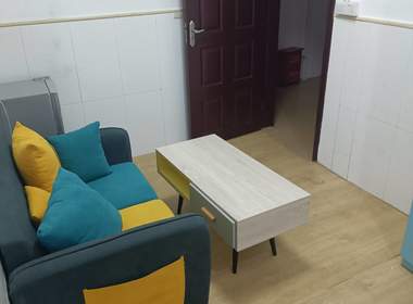 长湴东街十九巷5号 1室1厅1卫