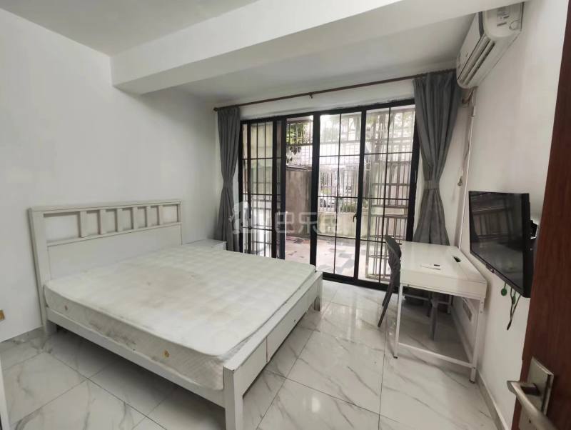 吴中路405弄小区6688736卧室图5