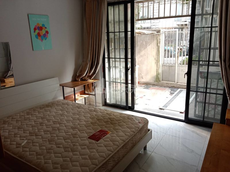 吴中路405弄小区6688736卧室图0