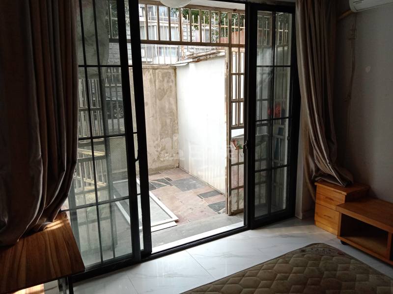 吴中路405弄小区6688736卧室图1