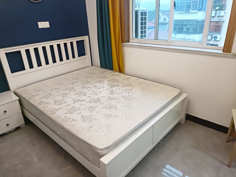 建中路126弄小区668702卧室图5