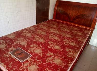 萧岗秉德里一巷9号 1室0厅1卫