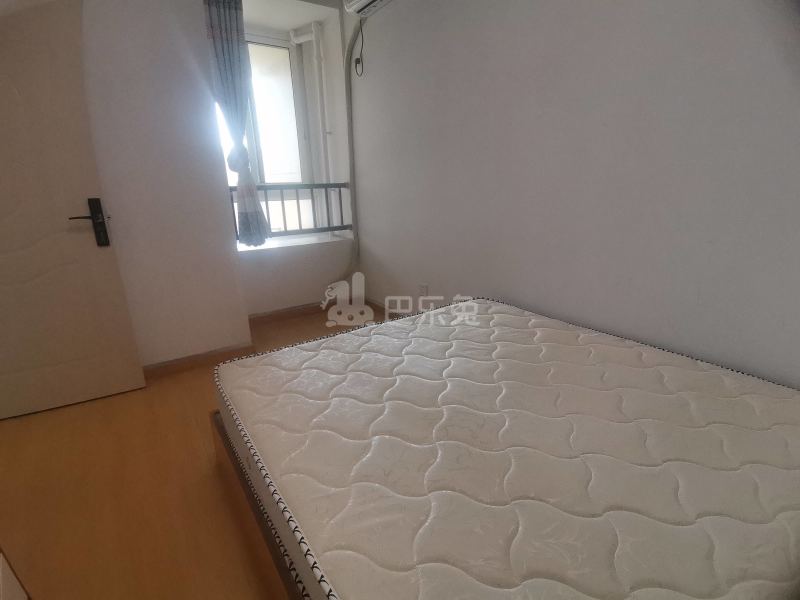 南桥新城金水丽苑6697549卧室图4