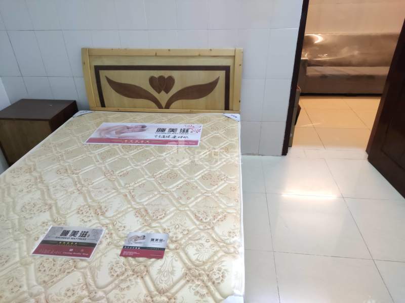 植村南约大街南四巷17号之一6704765卧室图2