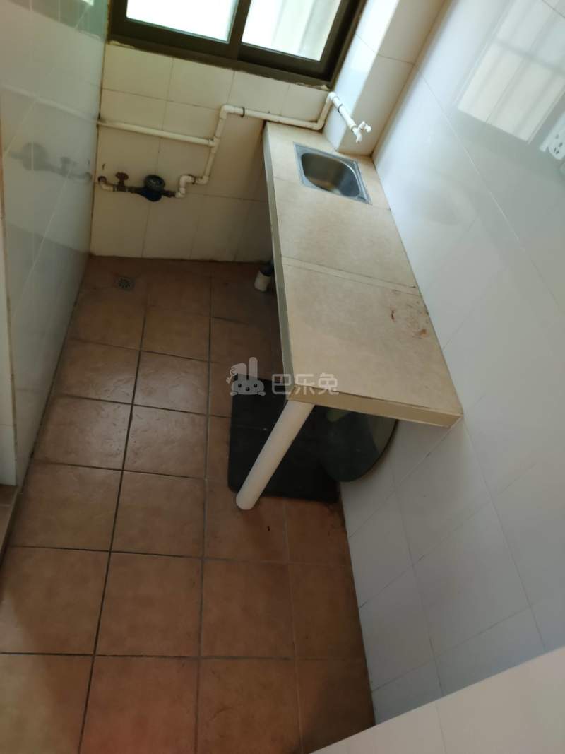 植村南约大街南四巷17号之一6704765厨房图11