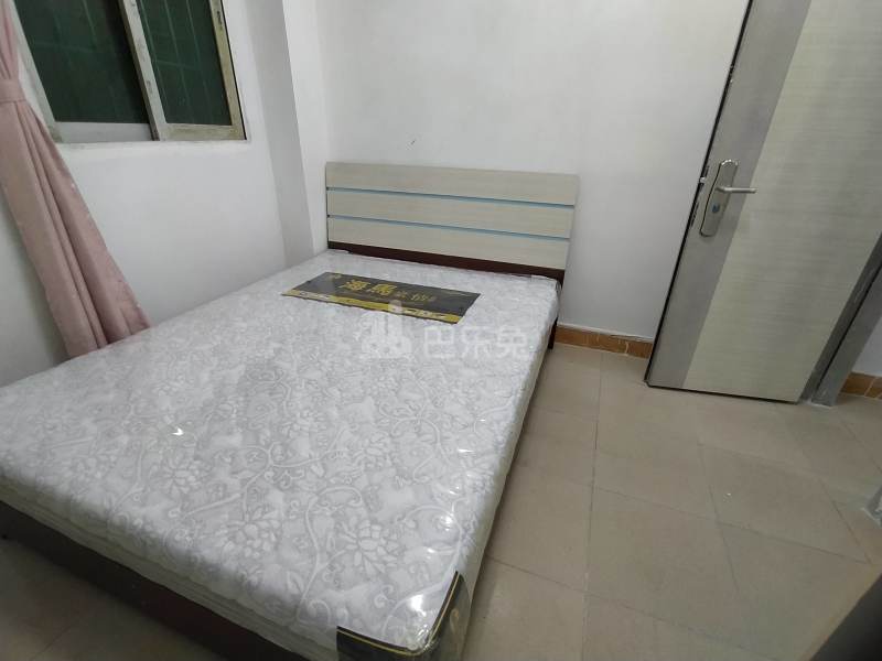 望岗嘉禾街西二巷9号6713378卧室图1