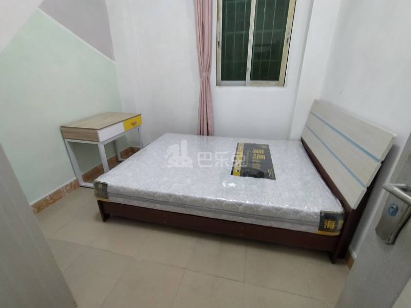 望岗嘉禾街西二巷9号6713378卧室图0