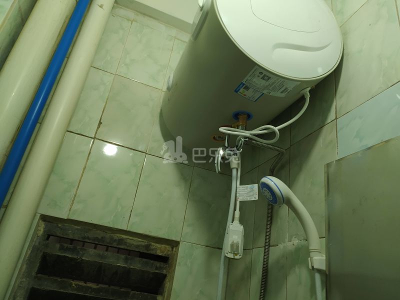 望岗嘉禾街西二巷9号6713378卫生间图9